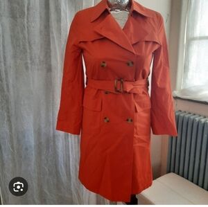 Elegant Women's Double-Breasted Trench Coat in Orange